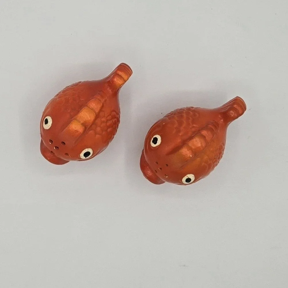Vintage Orange Fish S&P salt pepper shakers Japan‎ kitsch mid century goldfish
